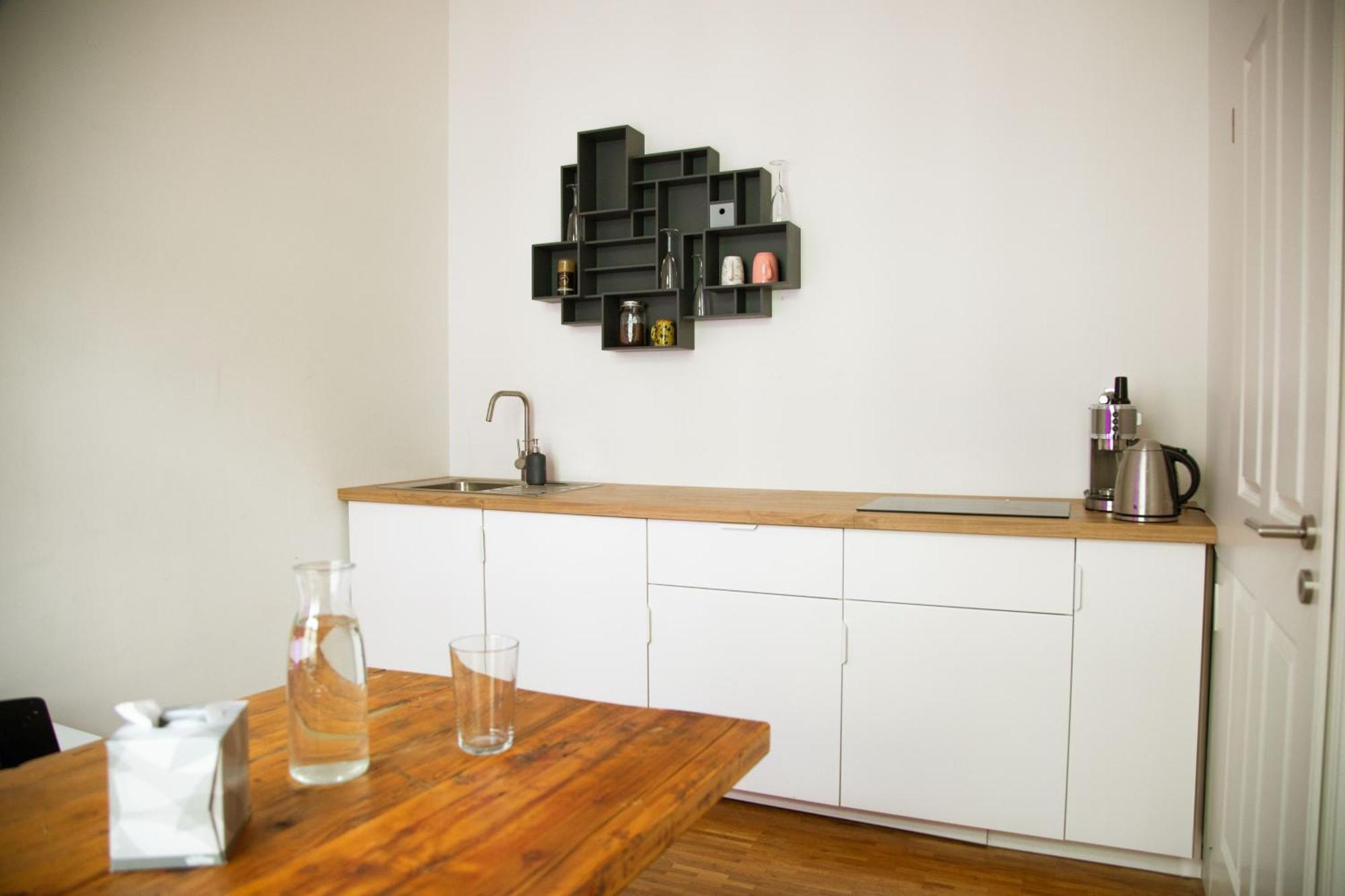 Huge Apartment With Home Cinema And Kitchen In Friedrichshain Берлин Екстериор снимка